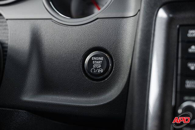 2008 Dodge Challenger SRT8