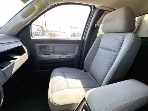 2011 RAM Dakota Big Horn