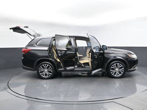 2016 Mitsubishi Outlander SE