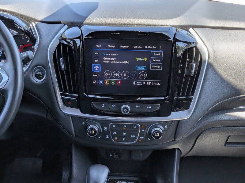 2023 Chevrolet Traverse Premier