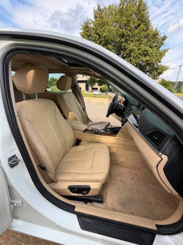 2015 BMW 3 Series 320i