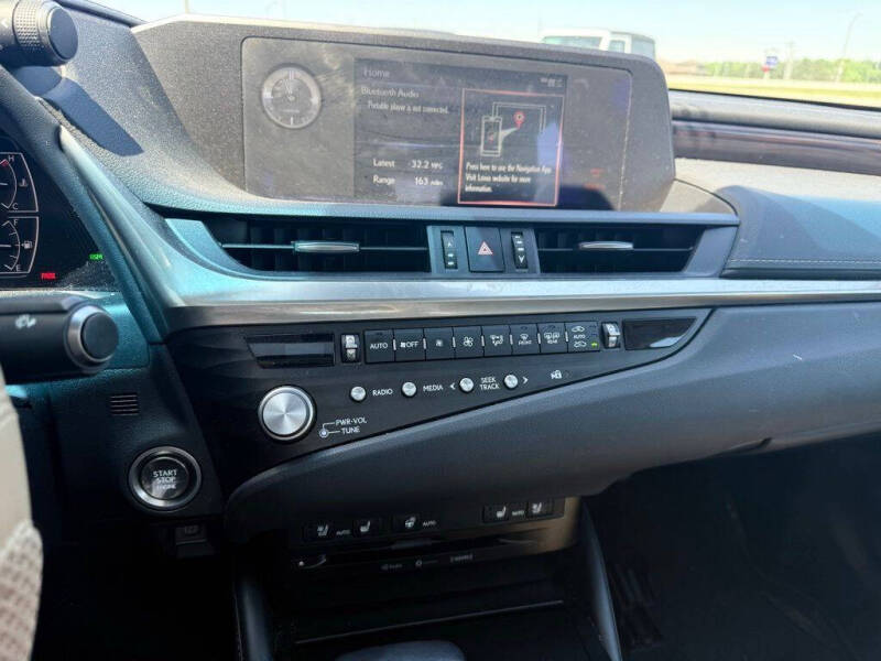2021 Lexus ES 250