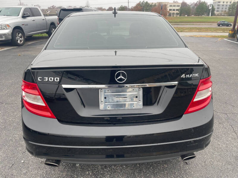 2011 Mercedes-Benz C-Class C 300 Luxury 4MATIC