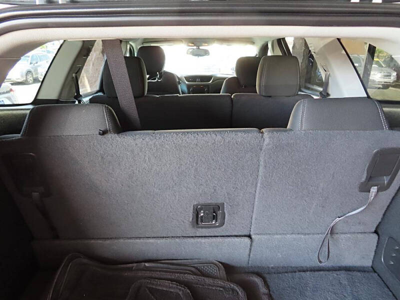 2017 Chevrolet Traverse LT