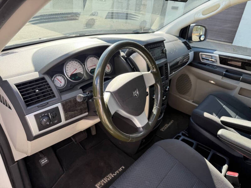 2010 Dodge Grand Caravan SXT