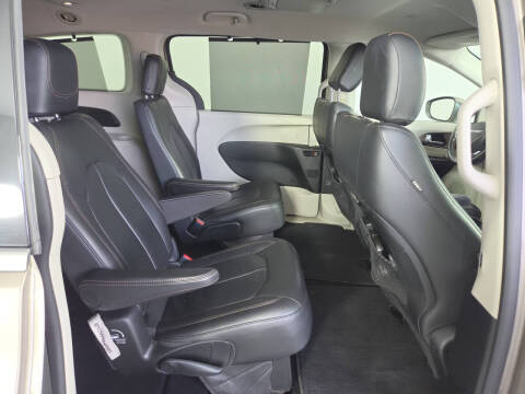 2018 Chrysler Pacifica Touring L