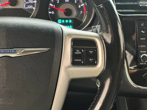 2012 Chrysler 200 Limited