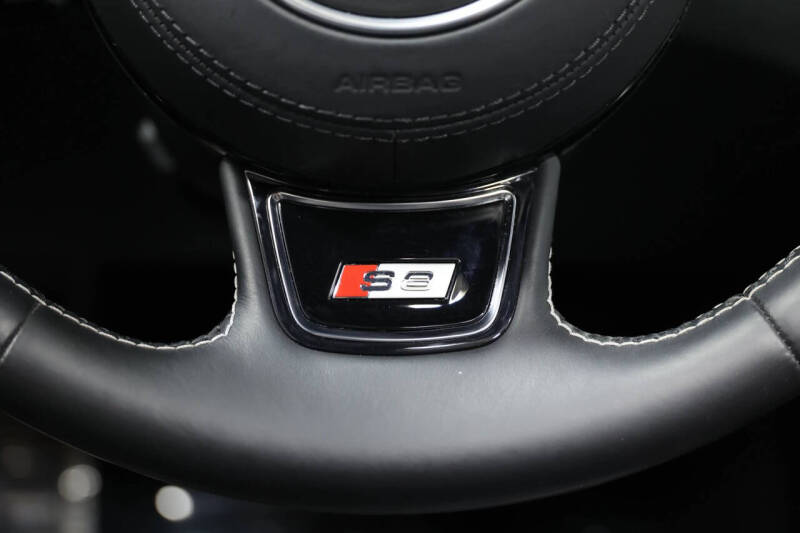 2016 Audi S8 plus 4.0T quattro
