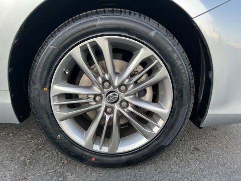 2016 Toyota Camry SE