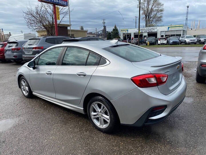 2018 Chevrolet Cruze LT Auto