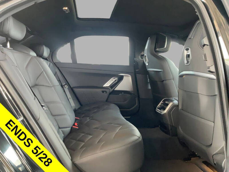2024 BMW 7 Series 740i