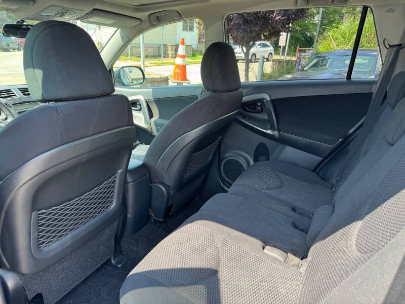 2011 Toyota RAV4 Sport