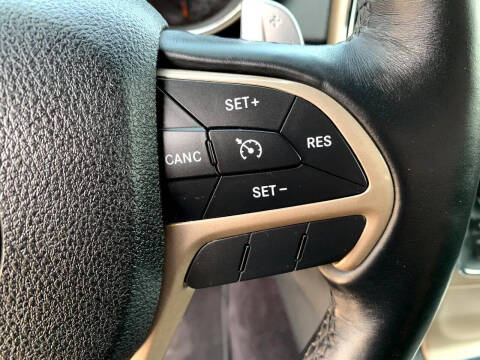 2016 Jeep Grand Cherokee Laredo 75th Anniversary