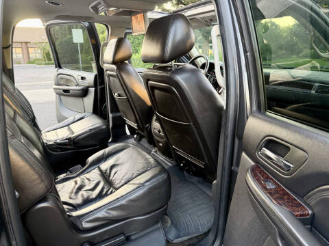 2010 GMC Yukon XL Denali