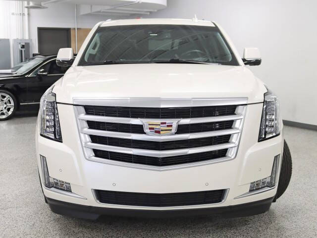2015 Cadillac Escalade Luxury