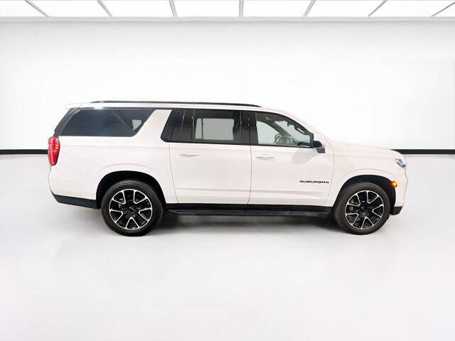 2024 Chevrolet Suburban RST