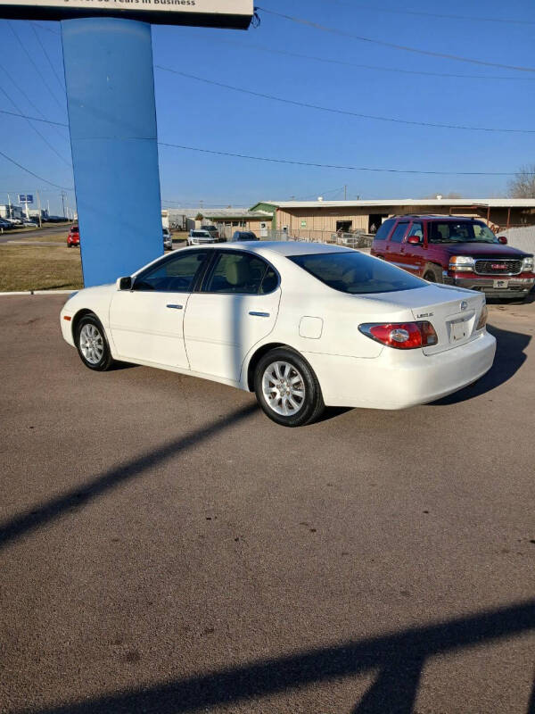 2004 Lexus ES 330