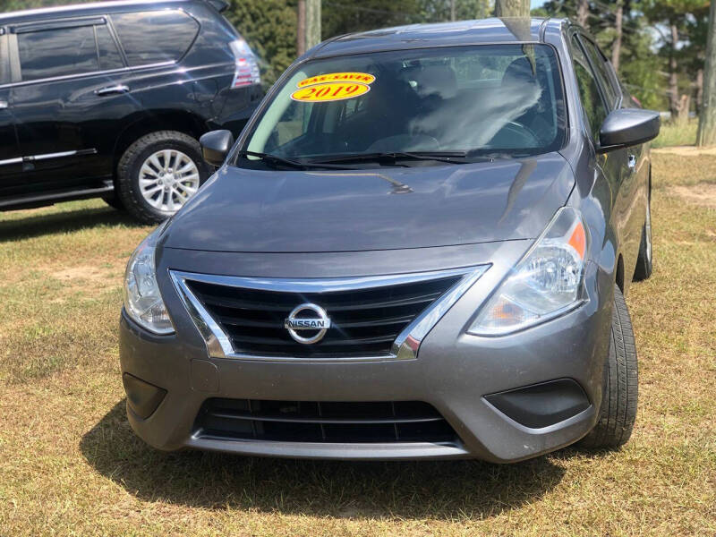 2019 Nissan Versa SV
