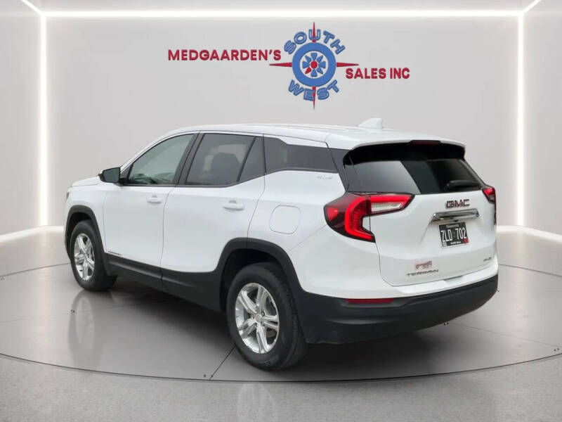 2024 GMC Terrain SLE