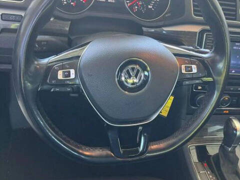 2016 Volkswagen Passat