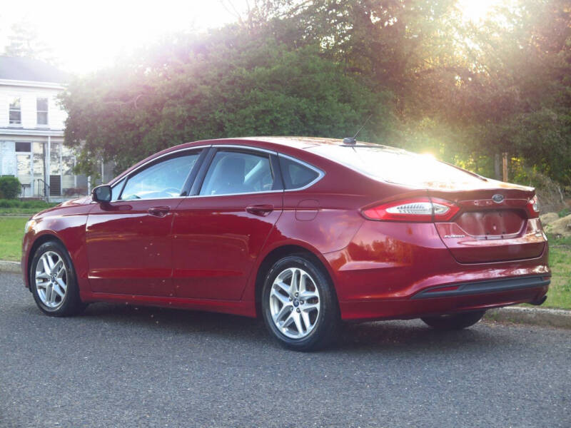 2013 Ford Fusion SE