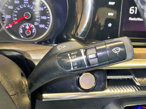 2022 Kia K5 EX
