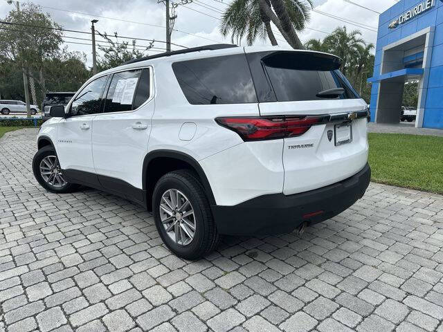 2022 Chevrolet Traverse LT Cloth