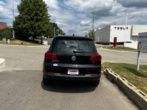 2016 Volkswagen Tiguan 2.0T SE