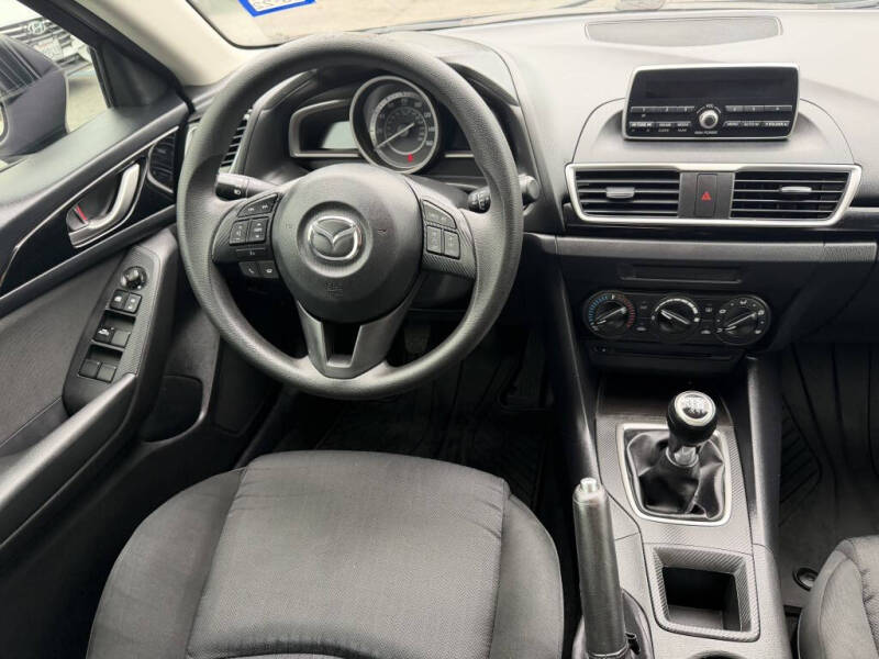 2014 Mazda MAZDA3 i Sport