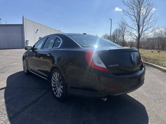 2014 Lincoln MKS