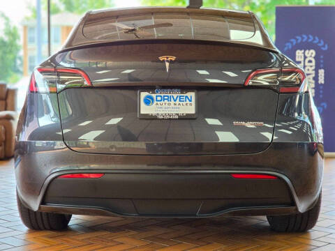 2024 Tesla Model Y Performance