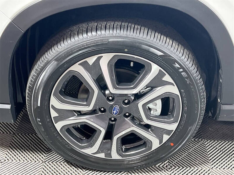 2025 Subaru Ascent Limited 8-Passenger