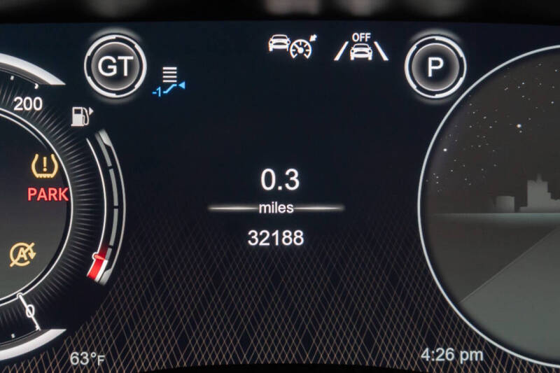 2021 Aston Martin DBX