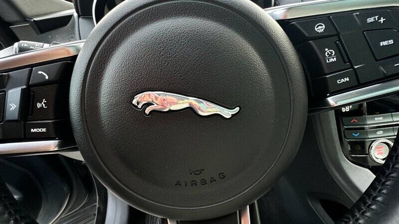 2018 Jaguar F-PACE 25t Prestige