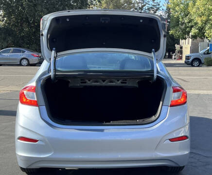 2017 Chevrolet Cruze LT Auto