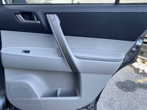 2008 Toyota Highlander Sport