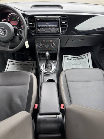 2015 Volkswagen Beetle 1.8T Classic PZEV