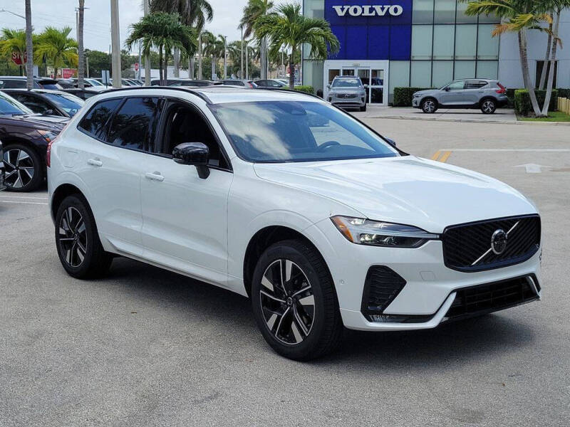 2026 Volvo XC60 B5 Plus