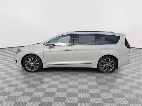 2020 Chrysler Pacifica Limited 35th Anniversary