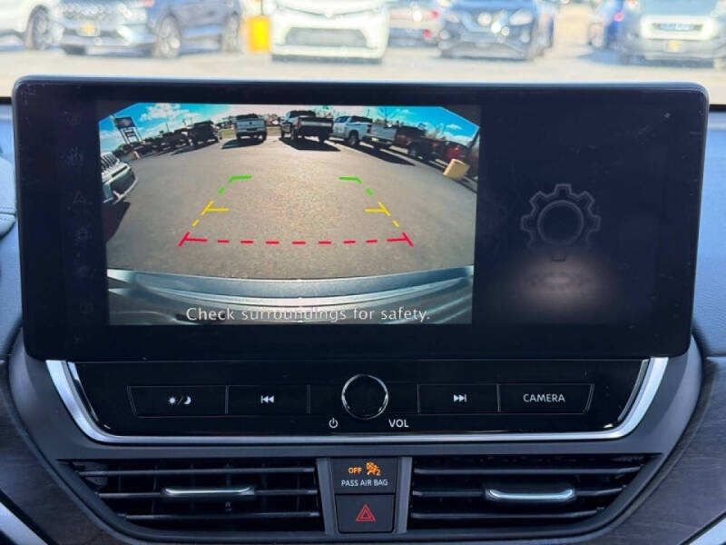 2023 Nissan Altima 2.5 SV