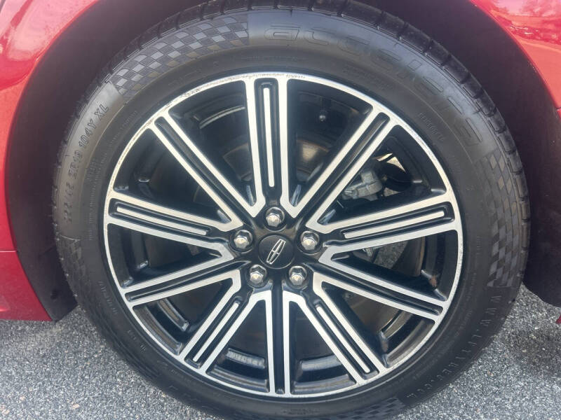 2017 Lincoln Continental Reserve