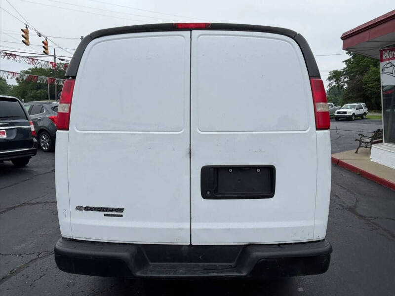 2016 Chevrolet Express 2500