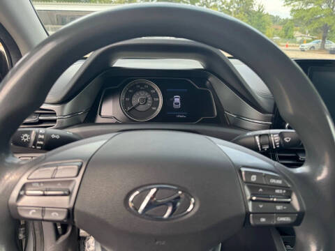 2020 Hyundai Ioniq Hybrid Blue