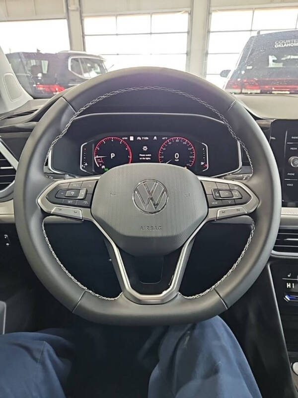 2026 Volkswagen Taos SEL 4Motion