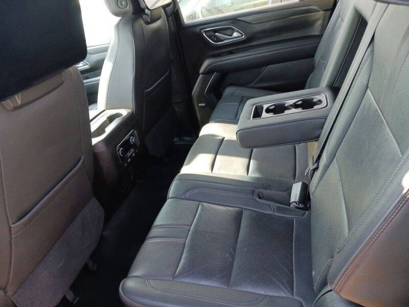 2021 Chevrolet Suburban RST