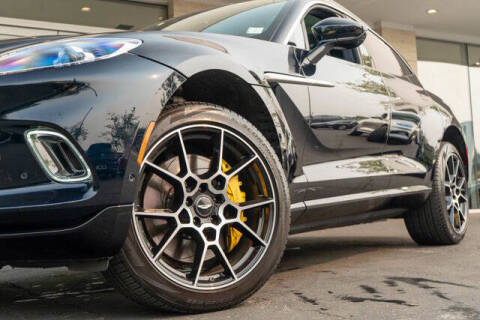 2021 Aston Martin DBX