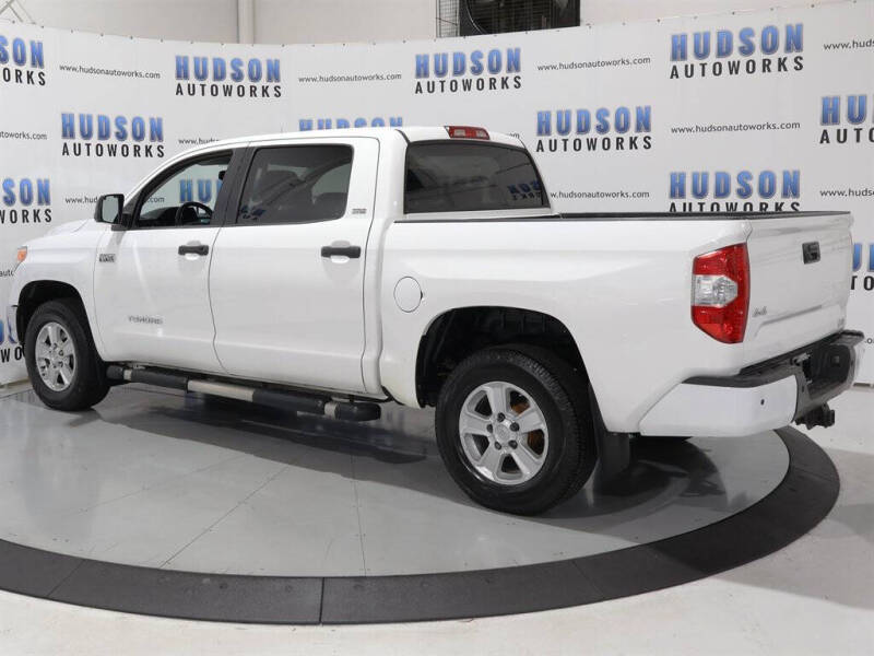 2017 Toyota Tundra SR5