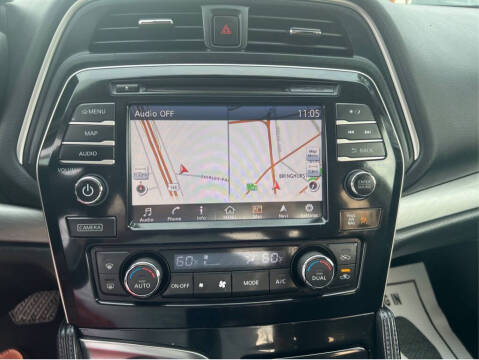 2017 Nissan Maxima Platinum