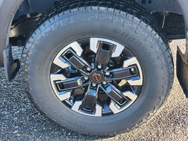 2024 Nissan Frontier PRO-4X