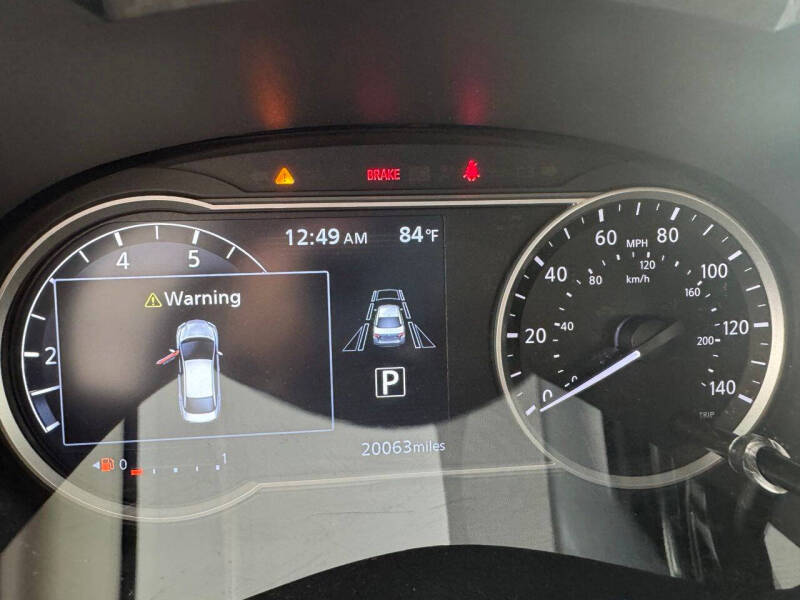 2025 Nissan Versa SR